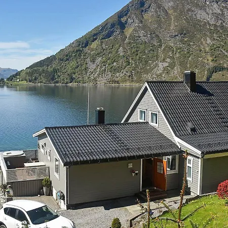Holiday home 4 Person In *