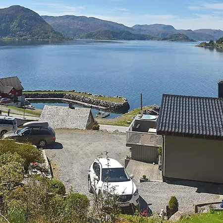 بيت للعطل 4 Person In