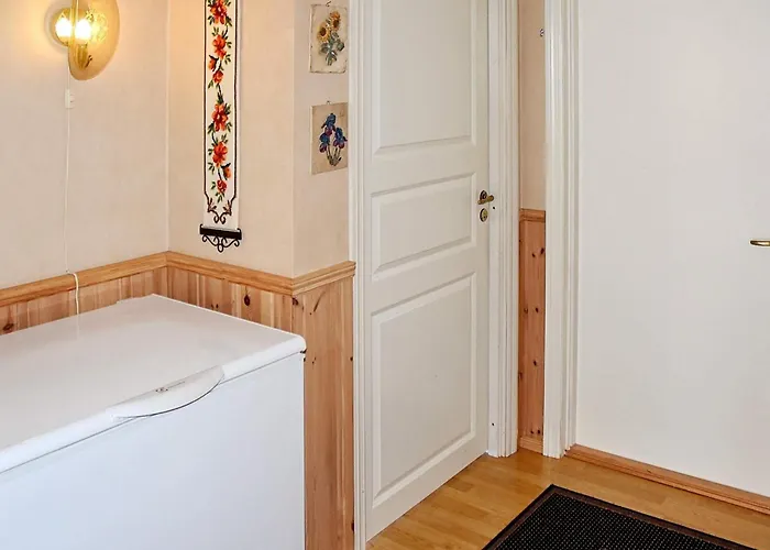 Semesterbostad 4 Person In *