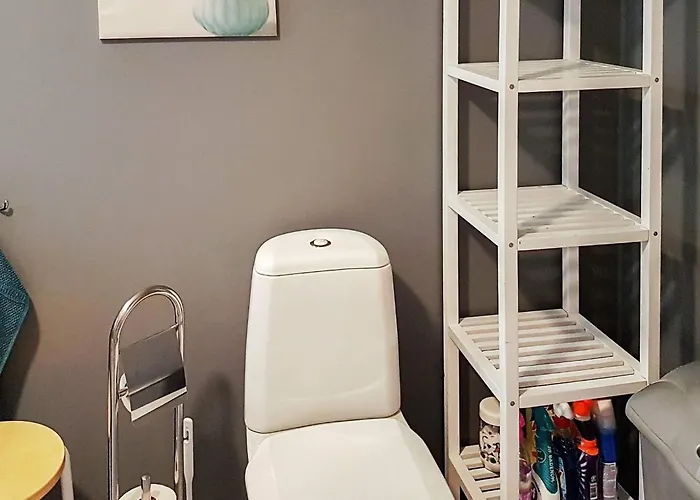 度假居 4 Person In Selje